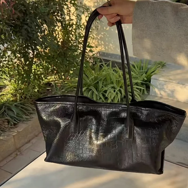 กระเป๋าโท้ทลายจระเข้สไตล์วินเท - Women Bags Branded บทวิจารณ์และราคา