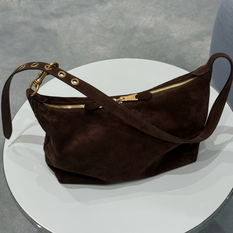 กระเป๋าสะพายไหล่ทรงโฮโบหนังกลั - Women Bags 2026 Trends บทวิจารณ์และราคา
